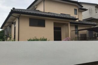 つくば市にて、傷んだ軒天の張替えを中心に家屋全体を塗装しました！