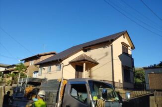 屋根の塗装にはスーパーシャネツサーモSiを使い遮熱効果で温度上昇を抑えます！