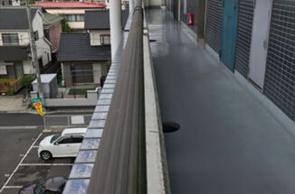 土浦市マンションの共用部を調査。外壁タイルや外壁モルタルのヒビ割れに注意