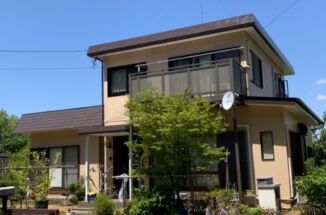 土浦市で板金屋根の一戸建て住宅の外壁塗装！屋根塗装は遮熱塗料で！