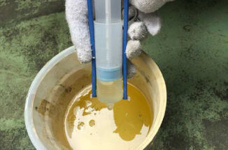 土浦市マンションでバルコニー補修工事。エポキシ樹脂、シーリングパテでヒビ割れを補修