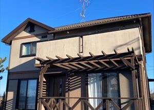 石岡市・付帯部も２回の塗り重ねを！マックスシールドで紫外線劣化に強い付帯部に！