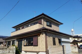 天井裏の塩ビ管の雨漏り補修＆外壁をクリア塗料で艶のある仕上がりに