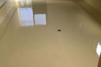 改修工事後の内装の塗装工事を行いました。