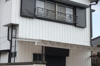 住宅塗装、屋根瓦の葺き替えと外壁のリフォーム塗装を行いました