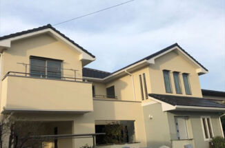 石岡市｜石目調の外壁に密着の良い下塗りを使用し塗装工事。