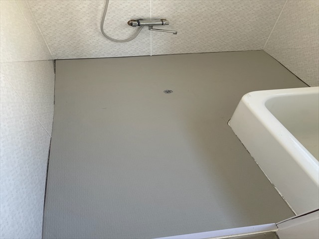 土浦市空き家_床クロス浴室_0905_M00048(1)