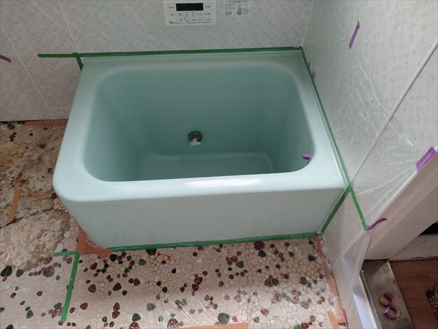 土浦市空き家_浴槽塗装養生_0813_M00048(1)