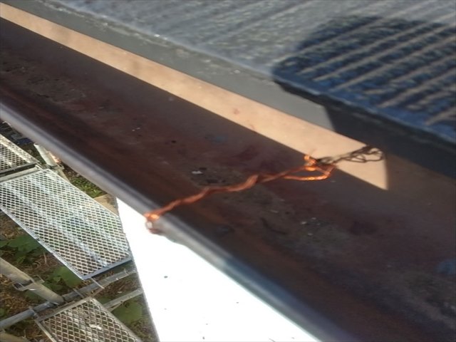 土浦市空き家_雨樋針金固定_0412_M00048(2)