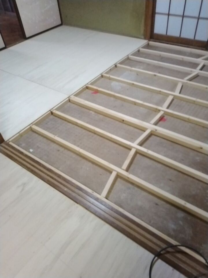 かすみがうら市空き家リフォーム_床工事２_20071