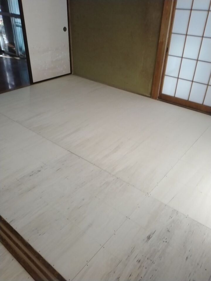 かすみがうら市空き家リフォーム_床工事４_20071