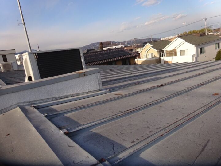 かすみがうら市ビル塗装_現場調査屋根1_20073