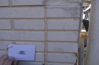 剥がれた外壁の原因は？石岡市 築25年の家の現地調査