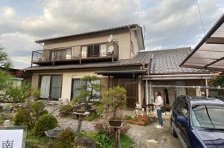 小美玉市、築30年の一戸建て住宅！外壁に大きな亀裂が入っています！クラック補修＆外壁塗装で家を守る！