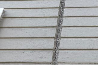 かすみがうら市、サイディング外壁のシーリングにヒビ割れが多数ありました！