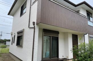 石岡市：ベランダの防水塗装を塗り替えて約1ヶ月間の外壁塗装工事が無事完了！！