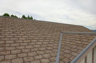 かすみがうら市：住友林業のシーガードでボロボロのコロニアル屋根をカバー！