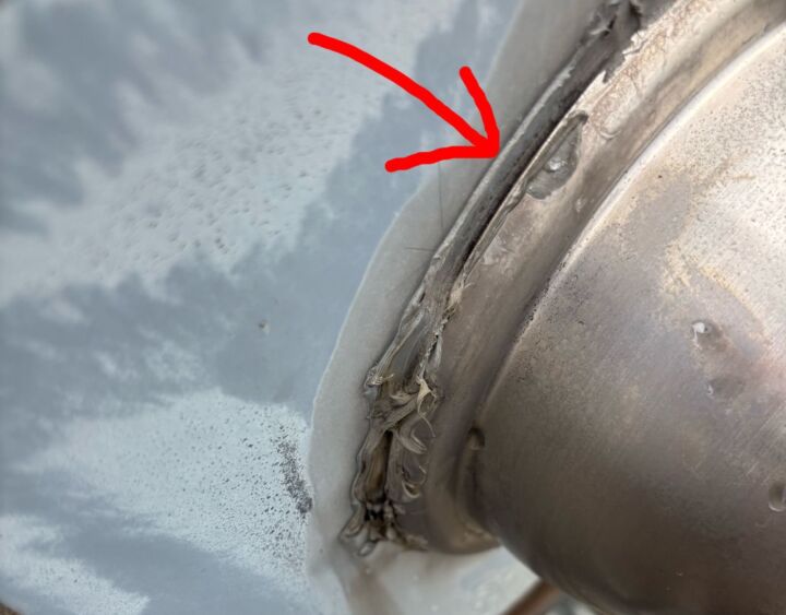 行方市で排気口のシーリング劣化