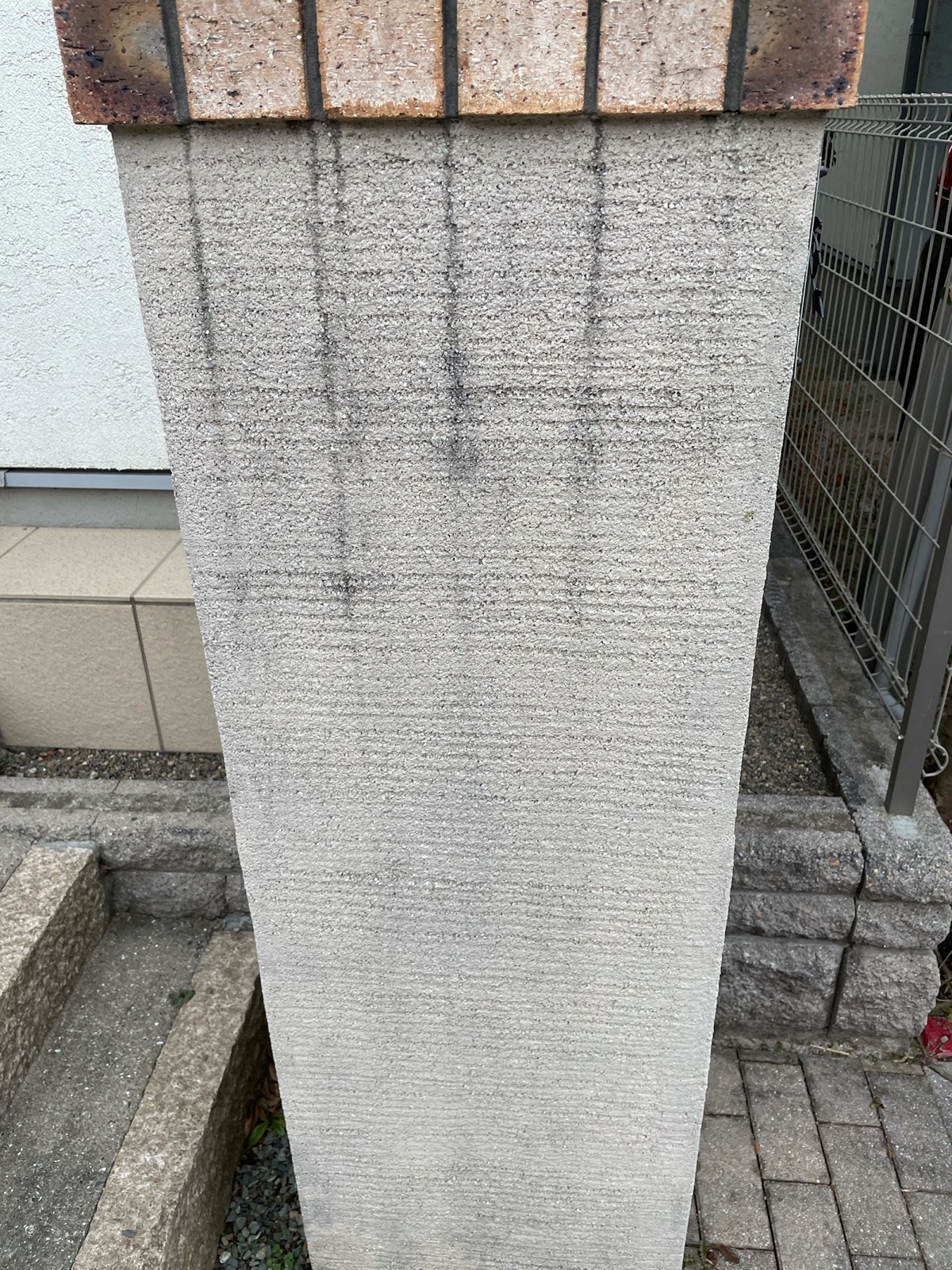 断熱 遮熱性の高いgainaを使用して外壁の塗装工事を行いました 施工事例 株式会社霞美装 断熱 遮熱性の高いgainaを使用して外壁の塗装工事を行いました 施工事例 株式会社霞美装