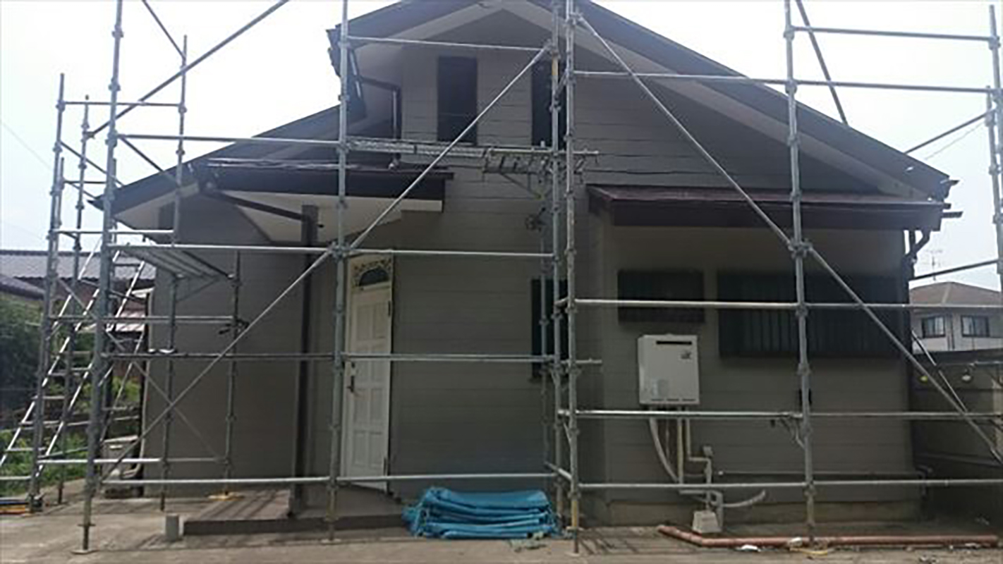阿見町で紹介して頂いた家の塗り替え工事を行いました