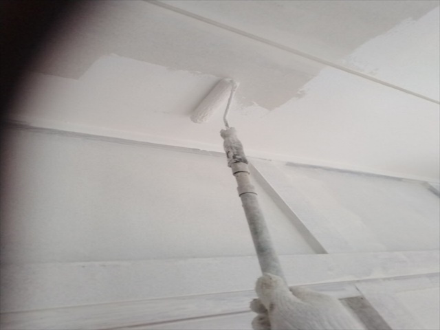 天井2回めの塗装