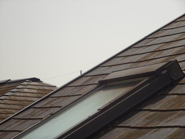 天窓は雨漏りが起こりやすいため定期的なメンテナンスが必要