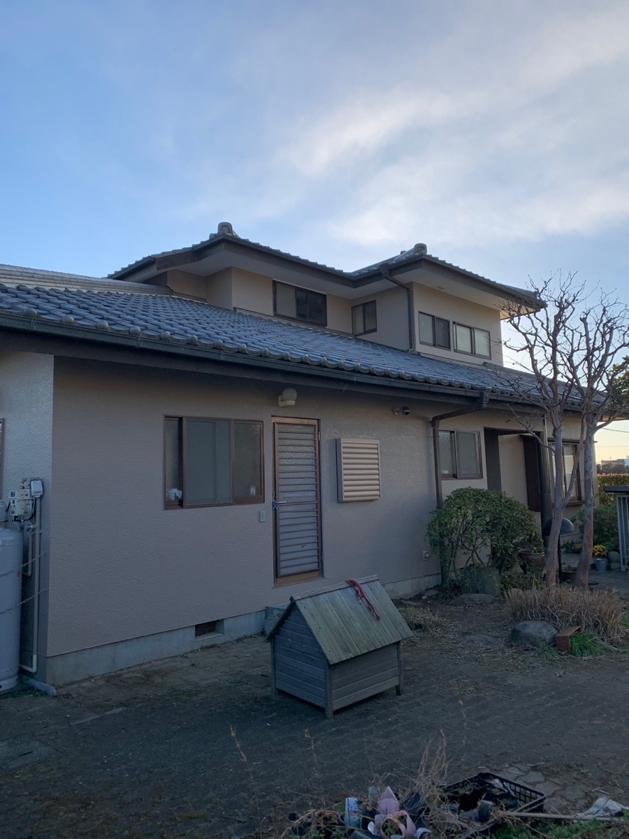 石岡市：雨漏りが起きていた一戸建て住宅！3週間の補修塗装工事で雨漏りの心配がゼロに！