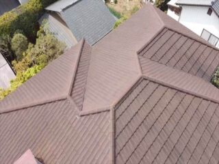 石岡市、築40年の家の現地調査。屋根瓦をドローンで調査していきます